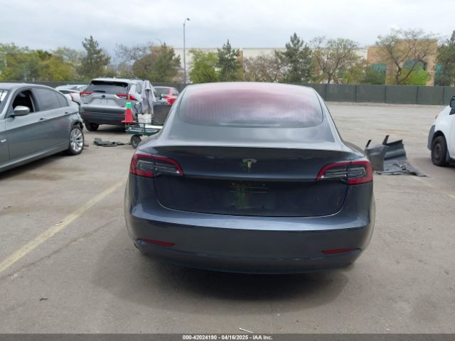 5YJ3E1EA7JF019962 Tesla Model 3 Long Range/mid Range