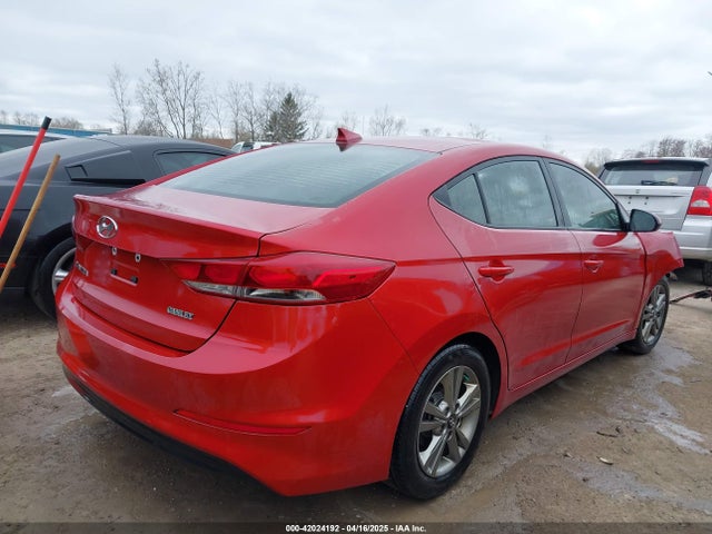 5NPD84LF9JH268048 Hyundai ELANTRA SEL