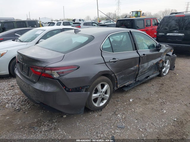 4T1C11AK5MU468915 Toyota CAMRY LE