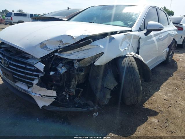 KMHL24JJ2MA033437 Hyundai Sonata Blue