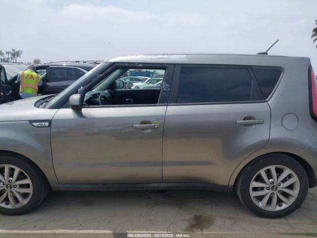 KNDJP3A5XJ7595332 KIA SOUL +