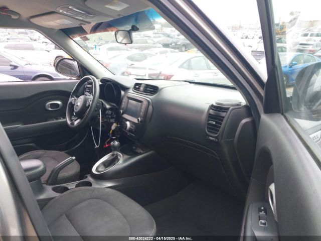 KNDJP3A5XJ7595332 KIA SOUL +