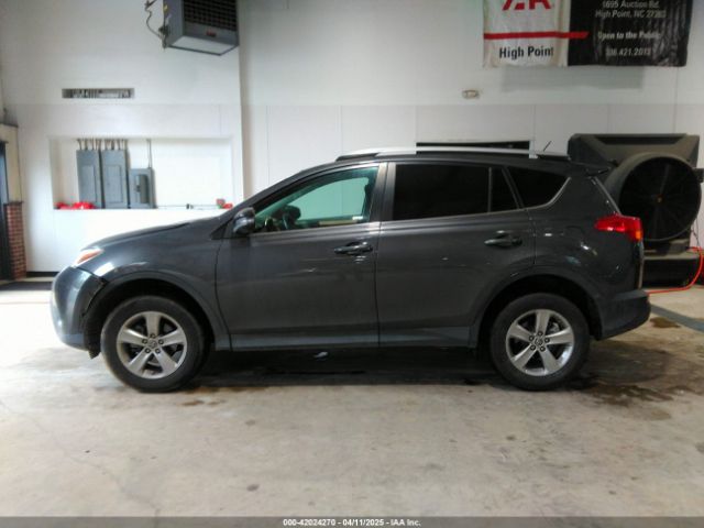 2T3WFREV8FW230746 Toyota Rav4 Xle