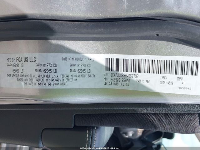 1C4PJLCB9HW660797 Jeep Cherokee Latitude Fwd