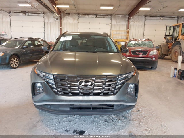 5NMJBCAE1NH117460 Hyundai TUCSON SEL