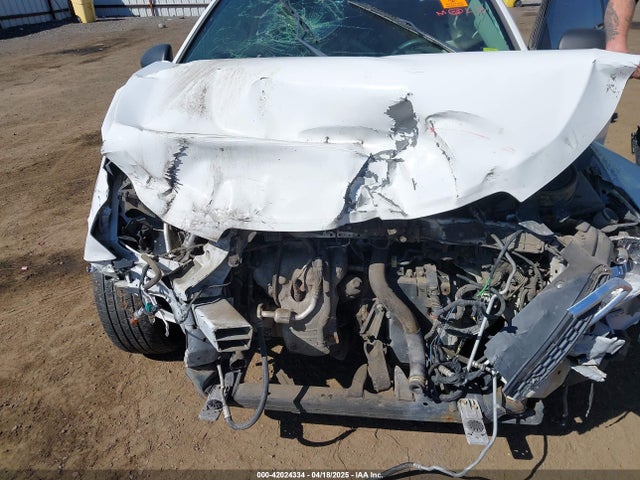 1G1PA5SG3E7281771 Chevrolet Cruze Ls Auto