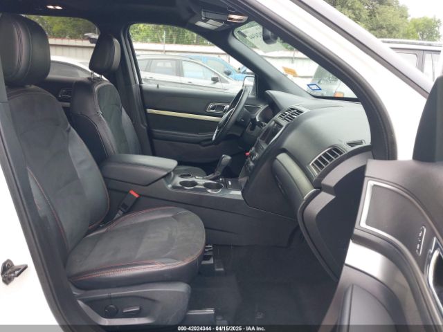 1FM5K7D87KGA09776 Ford EXPLORER XLT