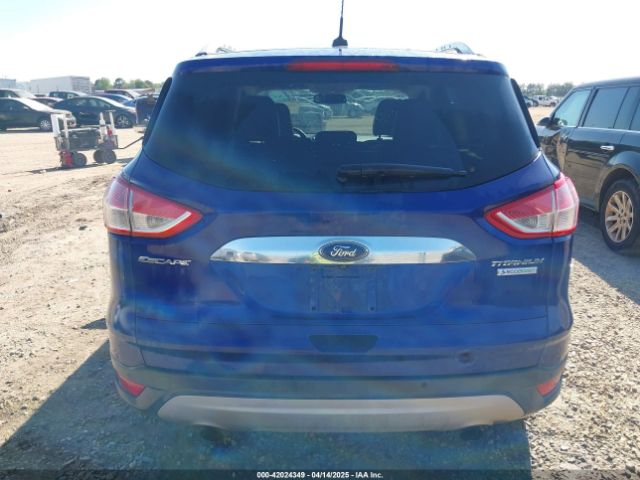1FMCU0J94FUB89098 Ford Escape Titanium