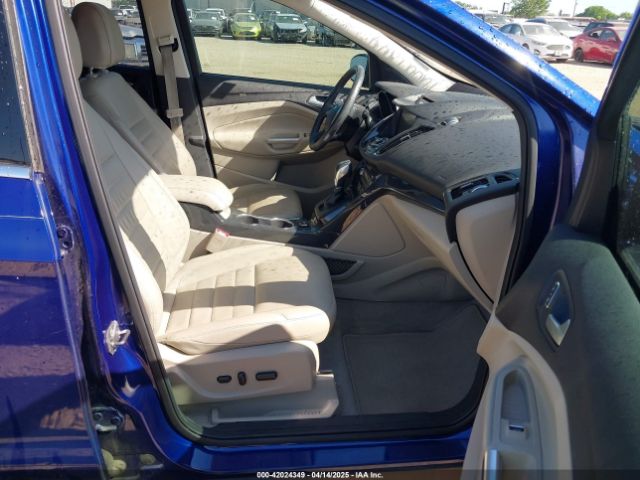 1FMCU0J94FUB89098 Ford Escape Titanium
