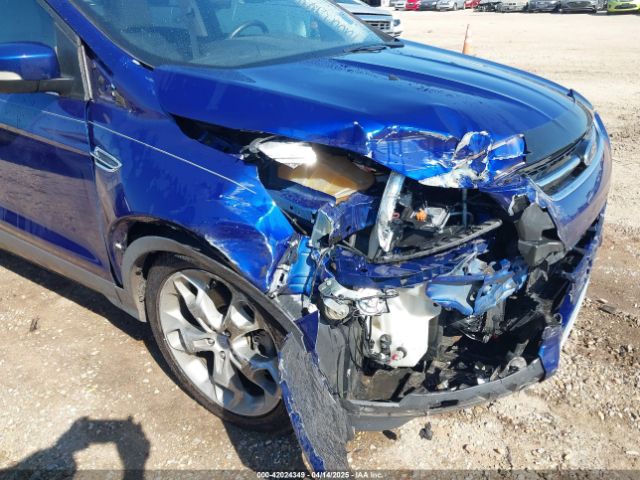 1FMCU0J94FUB89098 Ford Escape Titanium