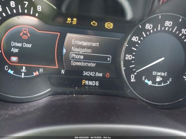 5LMCJ2C92HUL34916 Lincoln MKC SELECT