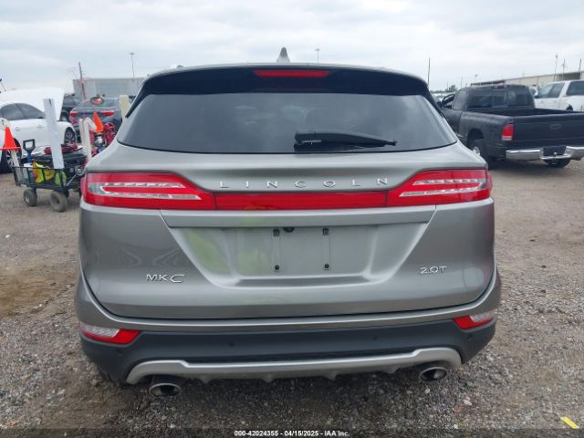 5LMCJ2C92HUL34916 Lincoln MKC SELECT