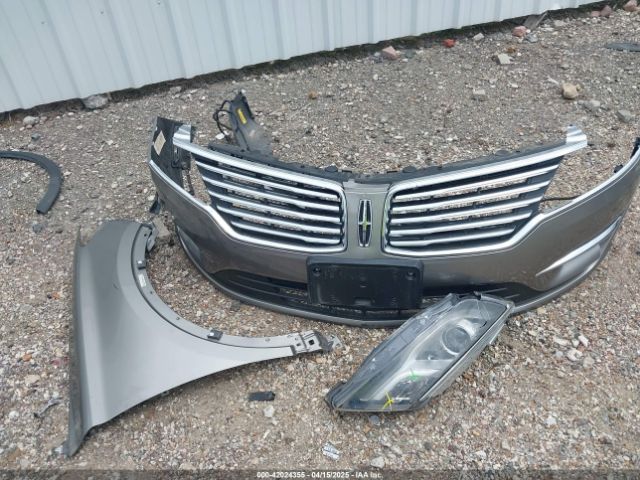 5LMCJ2C92HUL34916 Lincoln MKC SELECT