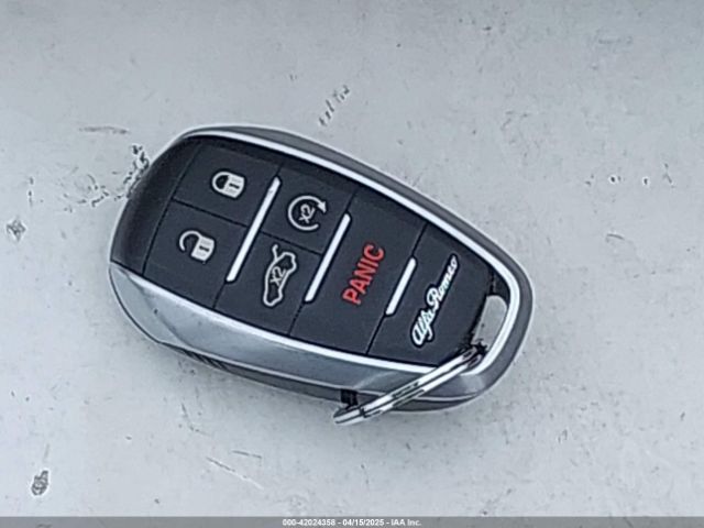 ZARFAEAV9H7537439 Alfa Romeo Giulia Quadrifoglio Rwd