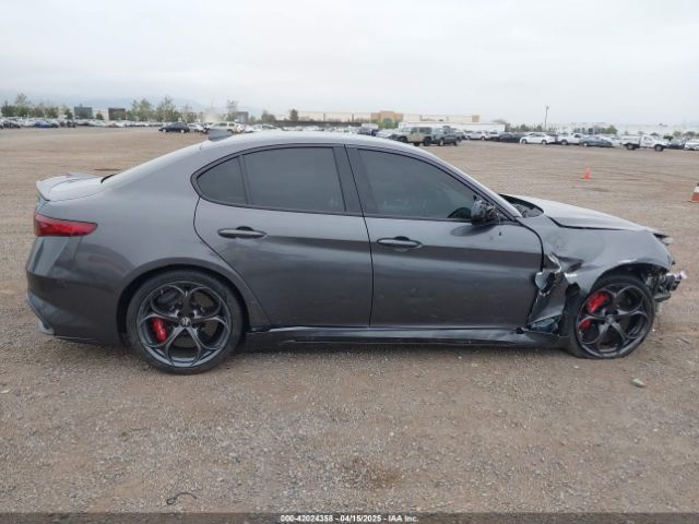 ZARFAEAV9H7537439 Alfa Romeo Giulia Quadrifoglio Rwd