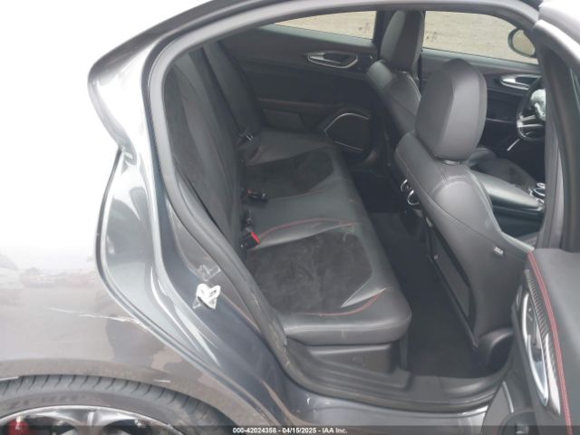 ZARFAEAV9H7537439 Alfa Romeo Giulia Quadrifoglio Rwd