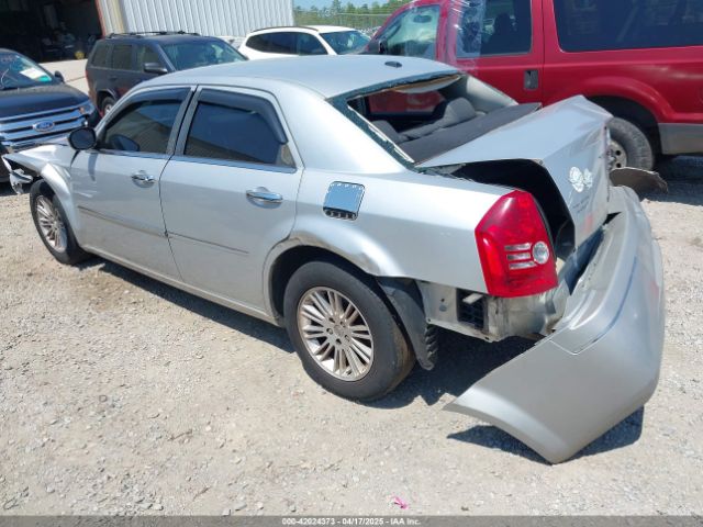 2010 CHRYSLER 300 2C3CA5CV5AH276335 Photo 2