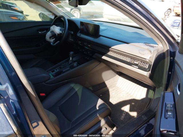 1HGCY2F8XPA032989 Honda Accord Hybrid Touring