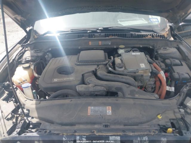 3FA6P0RU0HR260945 Ford Fusion Hybrid Titanium