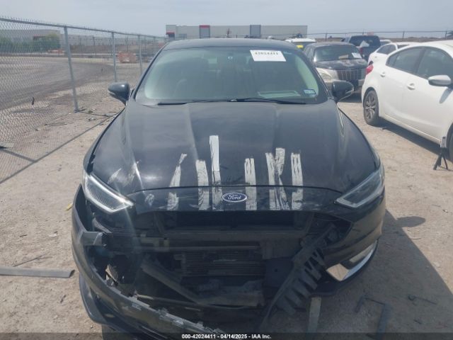 3FA6P0RU0HR260945 Ford Fusion Hybrid Titanium