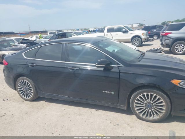 3FA6P0RU0HR260945 Ford Fusion Hybrid Titanium