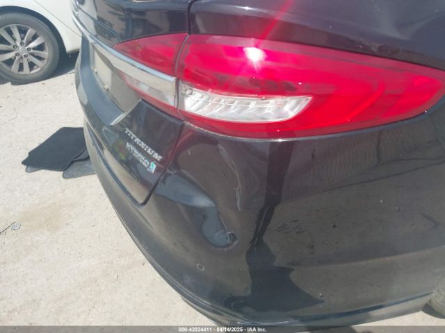 3FA6P0RU0HR260945 Ford Fusion Hybrid Titanium