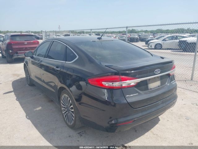 3FA6P0RU0HR260945 Ford Fusion Hybrid Titanium