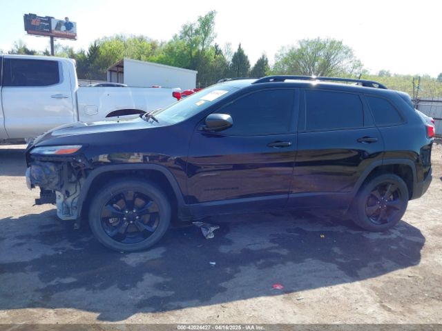 1C4PJLAB7HW617014 Jeep Cherokee Altitude Fwd
