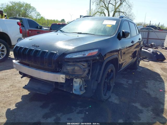 1C4PJLAB7HW617014 Jeep Cherokee Altitude Fwd