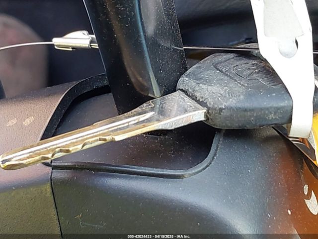 2002 ACURA RL JH4KA96532C012396 Photo 10