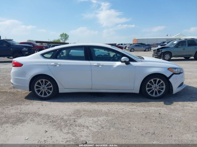 3FA6P0H7XHR212400 Ford FUSION SE