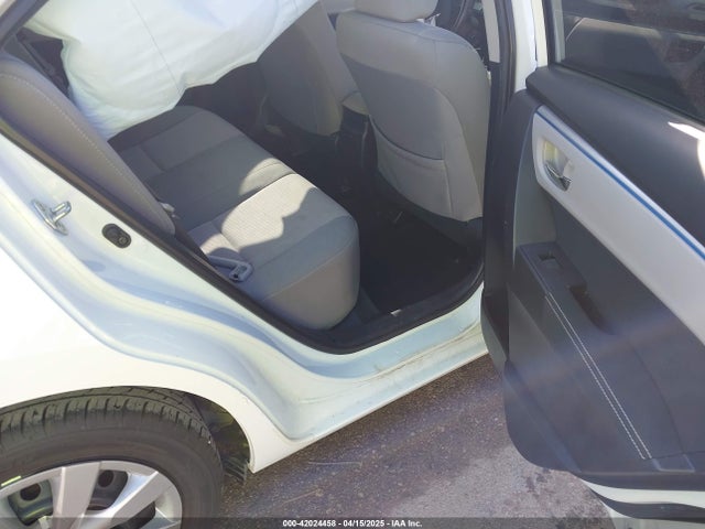 2T1BURHE3FC392777 Toyota COROLLA LE