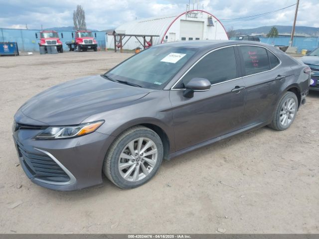 4T1C11BK3NU052359 Toyota Camry Le Awd