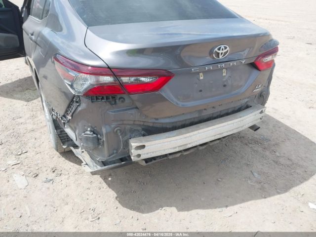 4T1C11BK3NU052359 Toyota Camry Le Awd