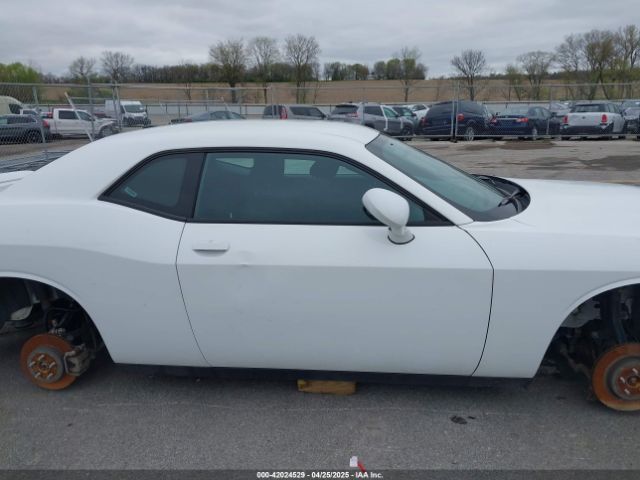 2C3CDZKG5NH205854 Dodge Challenger Gt Awd