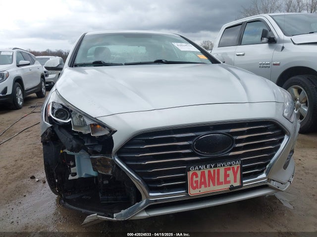 5NPE24AF8JH682138 Hyundai SONATA SE