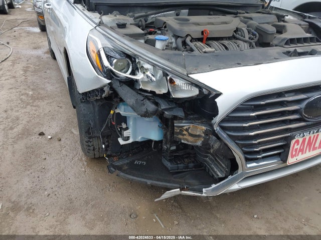 5NPE24AF8JH682138 Hyundai SONATA SE
