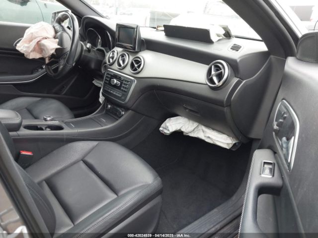 WDDSJ4EB9EN112853 Mercedes-Benz CLA 250