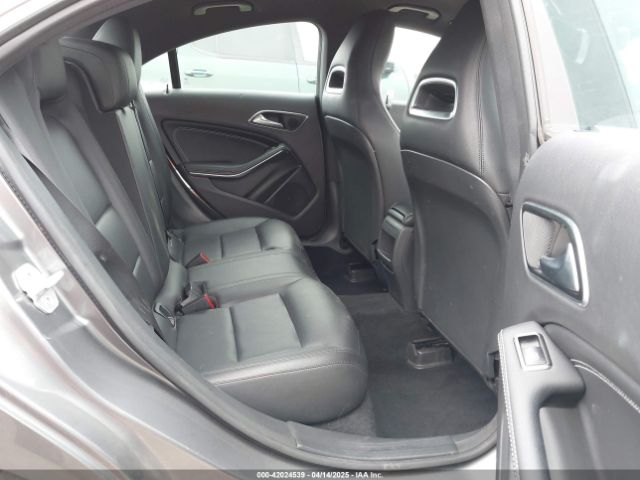 WDDSJ4EB9EN112853 Mercedes-Benz CLA 250