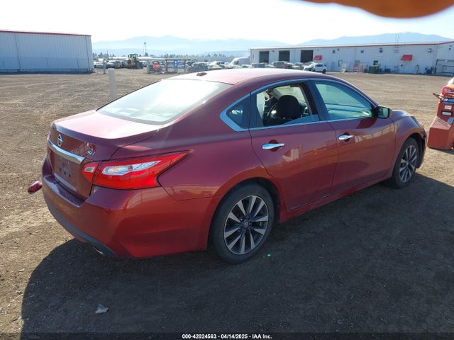 1N4AL3AP0HC185000 Nissan Altima 2.5 Sv