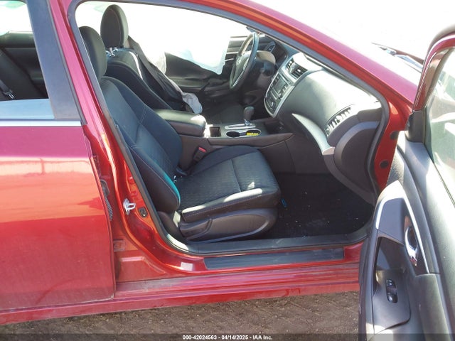 1N4AL3AP0HC185000 Nissan Altima 2.5 Sv