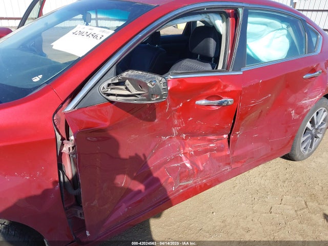 1N4AL3AP0HC185000 Nissan Altima 2.5 Sv