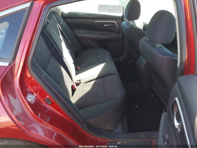 1N4AL3AP0HC185000 Nissan Altima 2.5 Sv