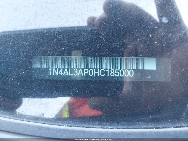 1N4AL3AP0HC185000 Nissan Altima 2.5 Sv