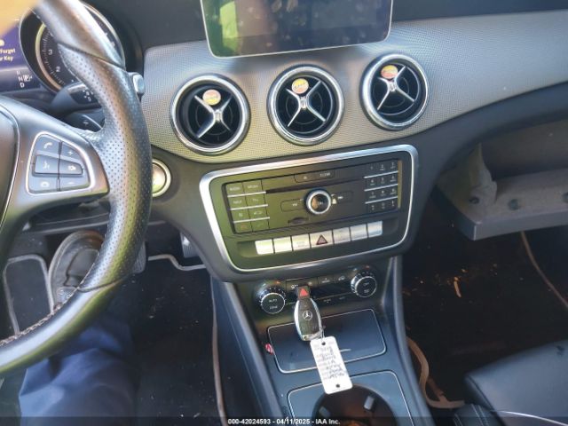 WDDSJ4EB0JN695467 Mercedes-Benz CLA 250