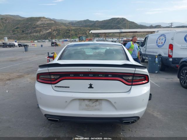 2C3CDXHG4JH187580 Dodge Charger Sxt Plus Rwd