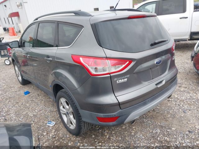 1FMCU0GX3EUA35213 Ford ESCAPE SE