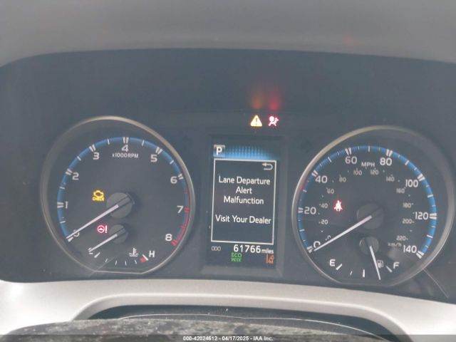 2T3ZFREV1HW390953 Toyota RAV4 LE