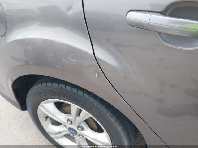 1FADP3F27EL139920 Ford FOCUS SE