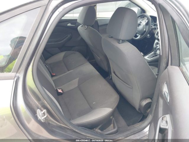 1FADP3F27EL139920 Ford FOCUS SE